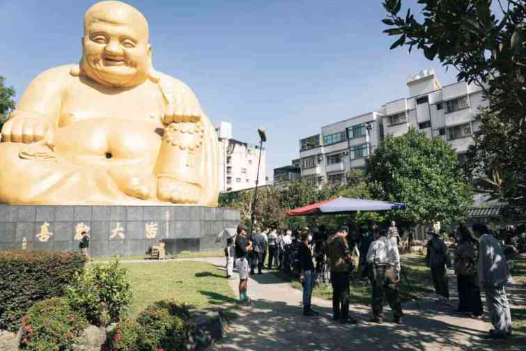 ▲ 《一家子兒咕咕叫》於台中寶覺寺拍攝。（台中市政府提供）