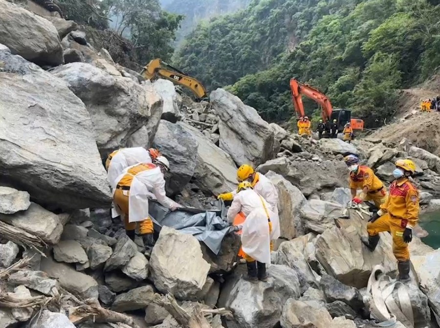 0403地震花蓮15死 砂卡礑步道尋獲5罹難者遺體 227 cnews204240410a02