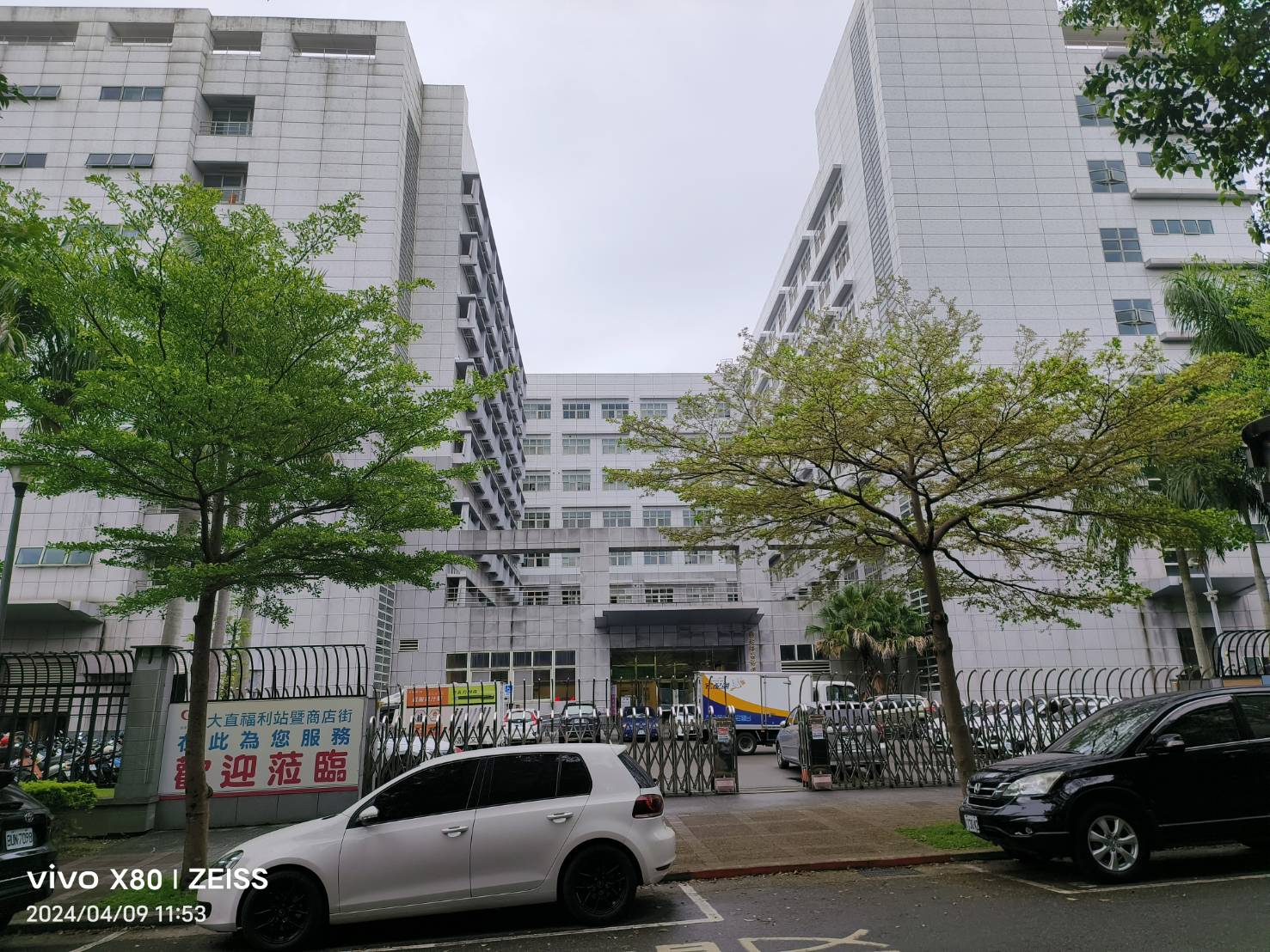 大直聖德宮土地公位於國防部後方中山區通北街巷弄內。(記者包克明 攝)