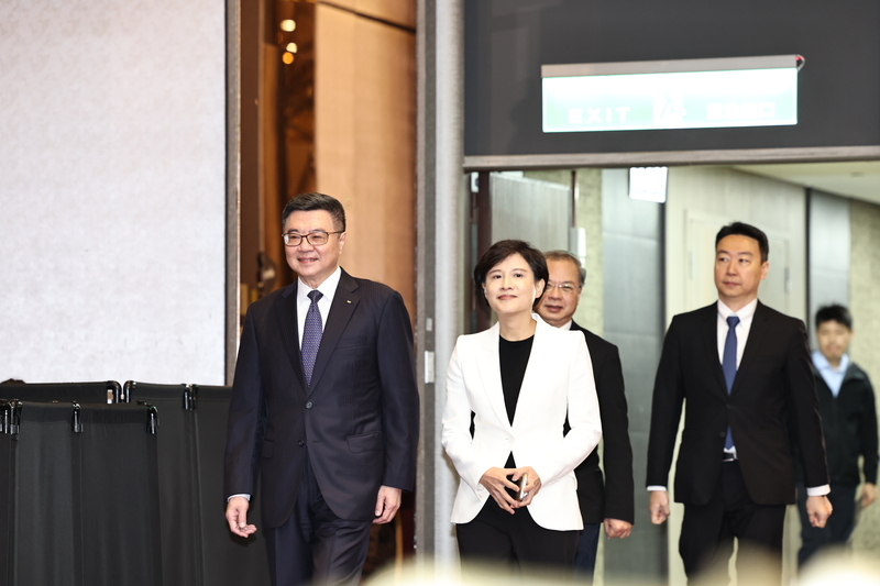 總統當選人賴清德10日宣布第一波內閣名單,由前民進黨主席卓榮泰出任閣揆。圖/中央社