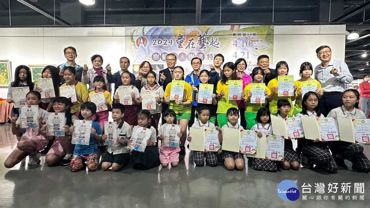「樹藝、樹人、樹德」繪出四季好豐彩 桃園藝文特區四校聯合美展