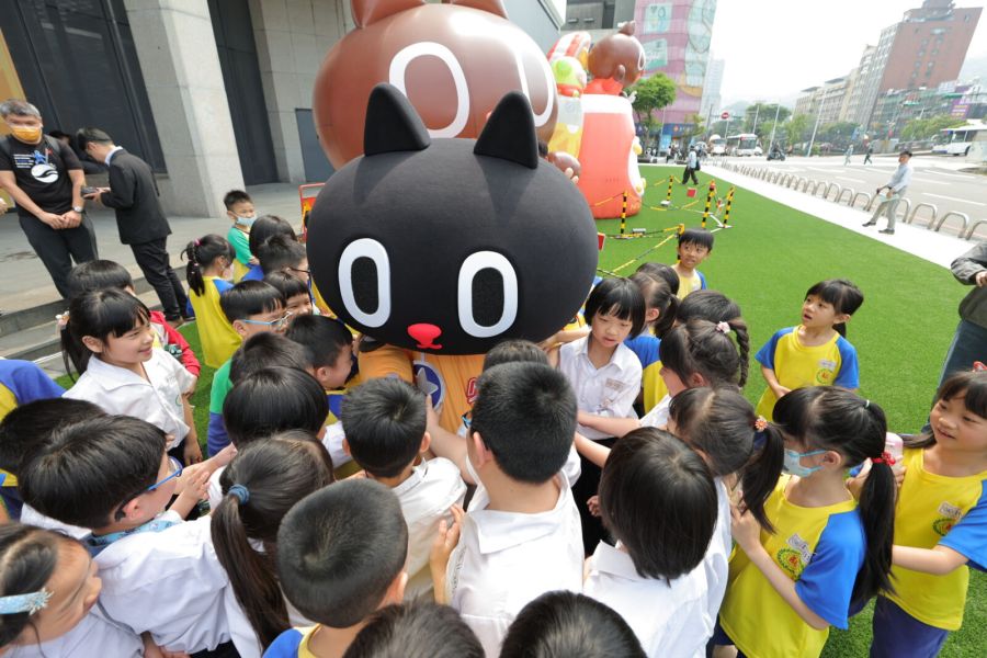 謝國樑開箱「Kuroro太空學校特展」 盼共同支持國家航太事業 224 謝國樑開箱「Kuroro太空學校特展」 盼共同支持國家航太事業 223