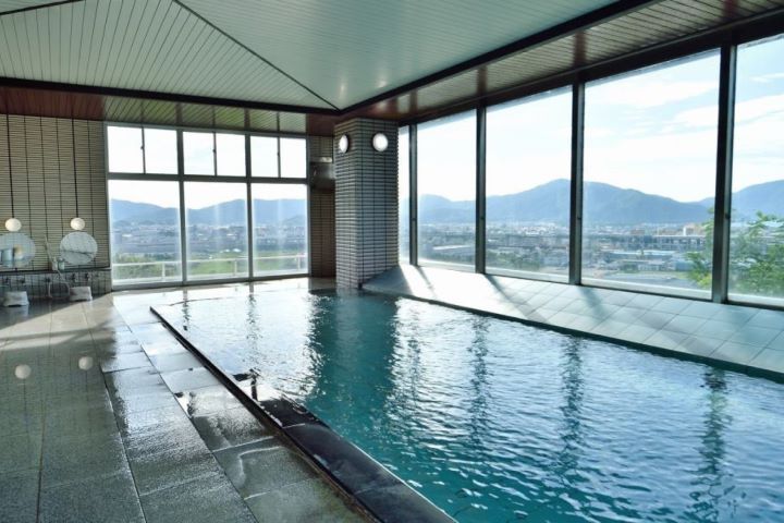 樂天旅遊春季旅展最低24折!推薦探索北陸之旅
