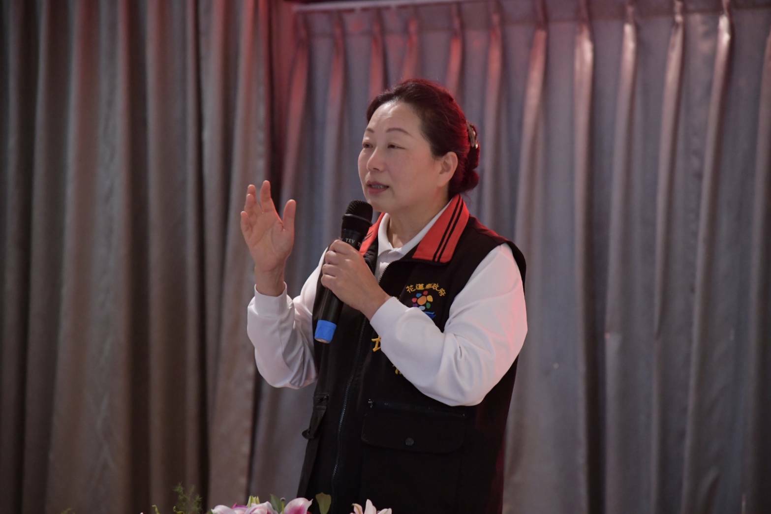 花蓮災後重建路漫長 徐榛蔚向鄉親喊話:心手相連共度難關
