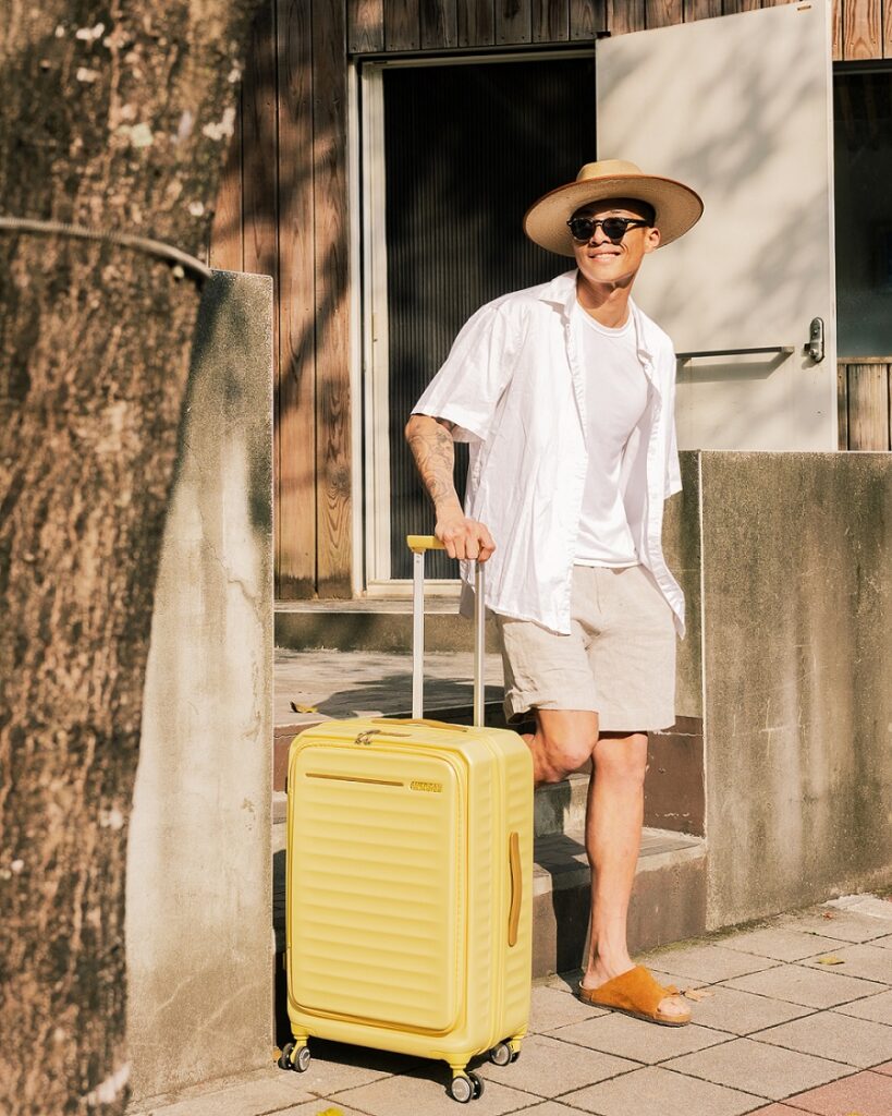 帶上American Tourister FRONTEC「Pastel柔和系列」徜徉浪漫花海