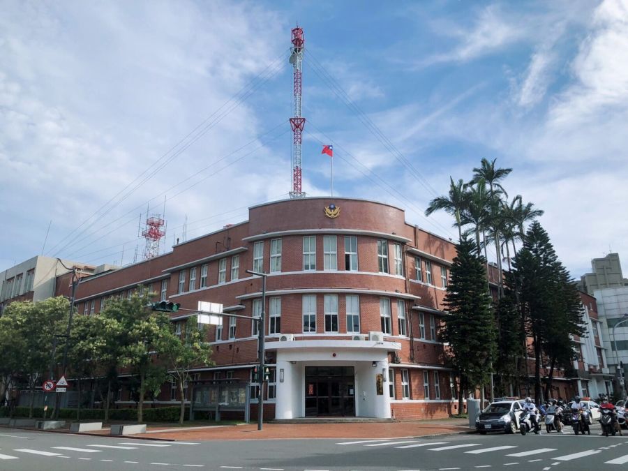 三立女主播遭警留言辱罵 新竹市警局變「冷血的衙門」 206 三立女主播遭警留言辱罵 新竹市警局變「冷血的衙門」 205