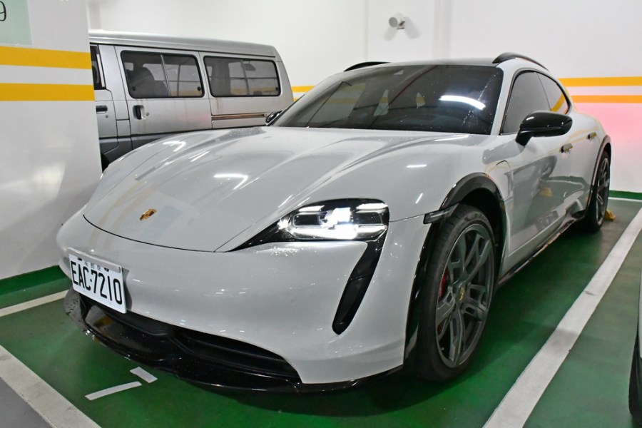 垃圾幣、假投資詐騙集團豪車 士林分署上架拍賣 198 垃圾幣、假投資詐騙集團豪車 士林分署上架拍賣 197
