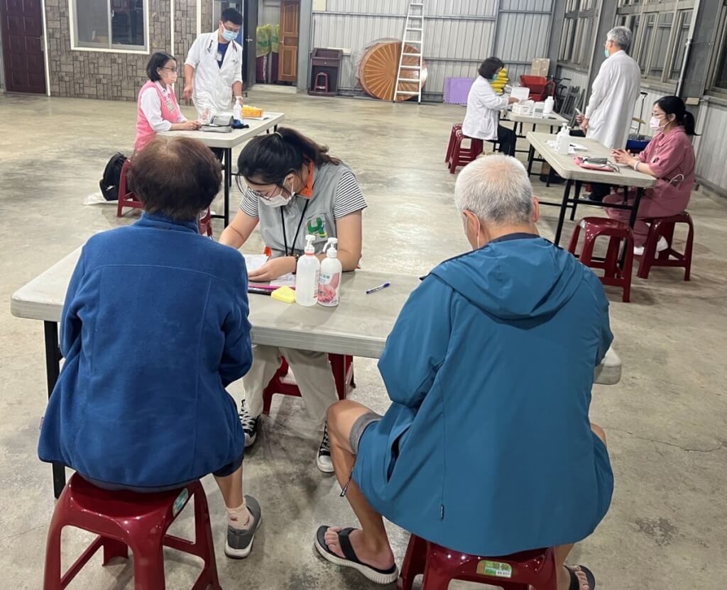 單週近14萬人腹瀉就診　群聚通報餐飲旅宿業最多