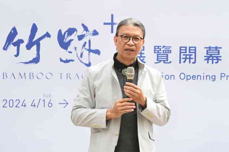 ▲藝中心主任陳殿禮表示，竹工藝蘊含對於自然環境的永續與友善，具有精品工藝、生活工藝甚至科技工藝在產業的影響性。（記者張玉泰攝）