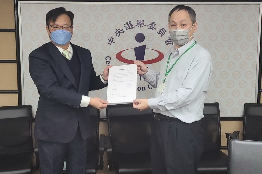 【有影】死刑憲法大辯論前 台灣百合公義協會理事長徐紹展呼籲三審定讞必須執行死刑 214 【有影】死刑憲法大辯論前 台灣百合公義協會理事長徐紹展呼籲三審定讞必須執行死刑 213