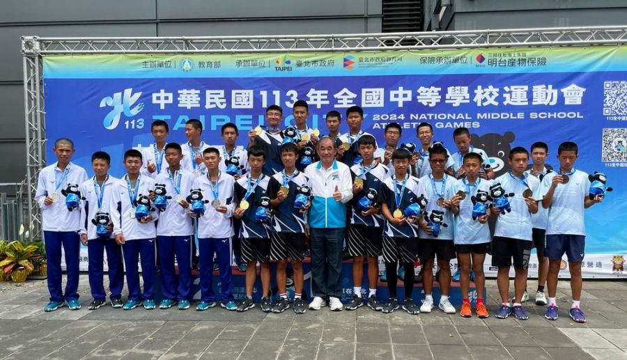 113年全中運南市軟式網球橫掃10金 後壁國中國女團五連霸