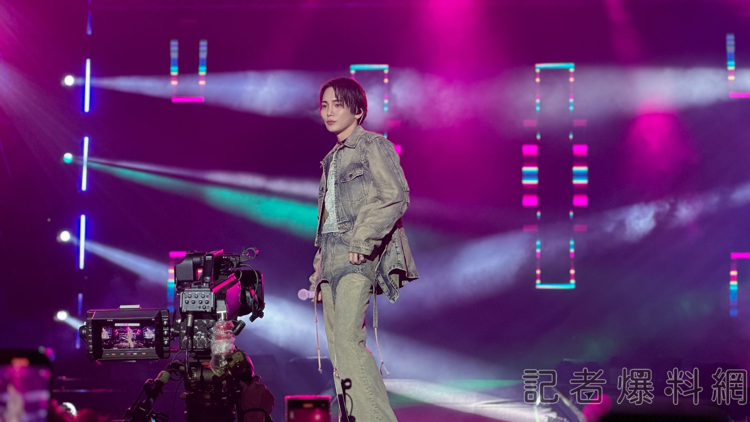 ▲SHINee成員KEY今（23）日登上高雄櫻花季舞台（圖／民眾提供）