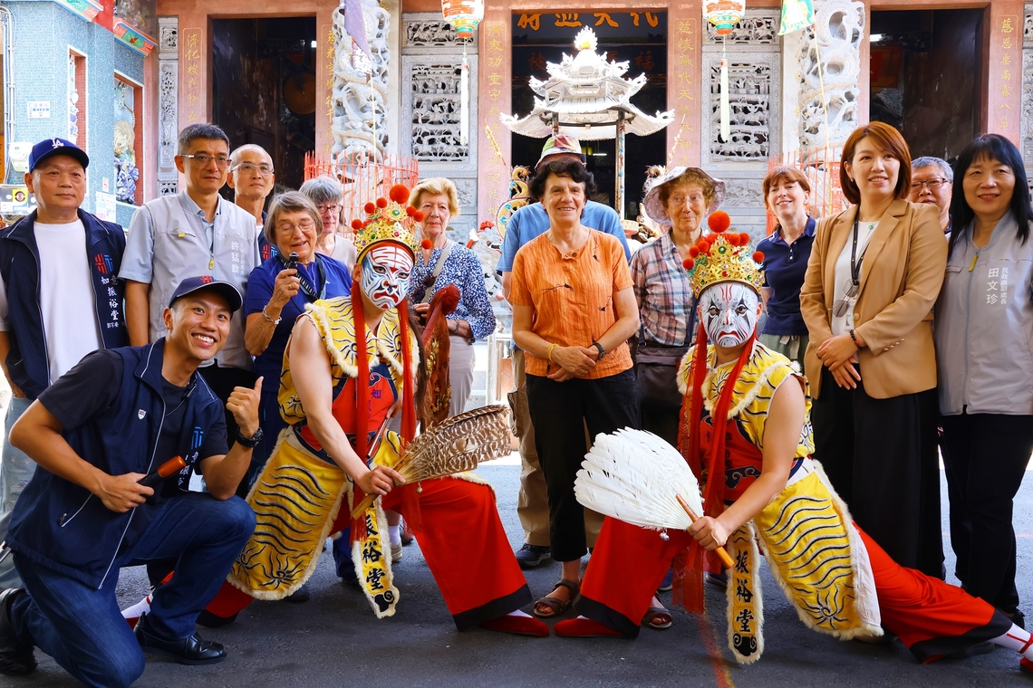 推動八將文化接軌國際 實現3年前約定!法國旅行團來嘉義市零距離感受道地家將文化
