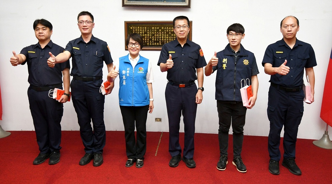 苗警局今表揚錄取警大及陞任警政署警務正員警 陳世煌勉持續學習精進自我