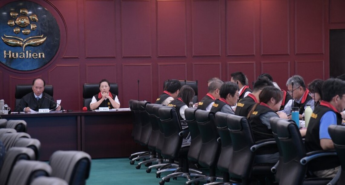 0403花蓮地震專案小組第二次會議  徐榛蔚帶領縣府團隊爭取更多重建經費及振興方案