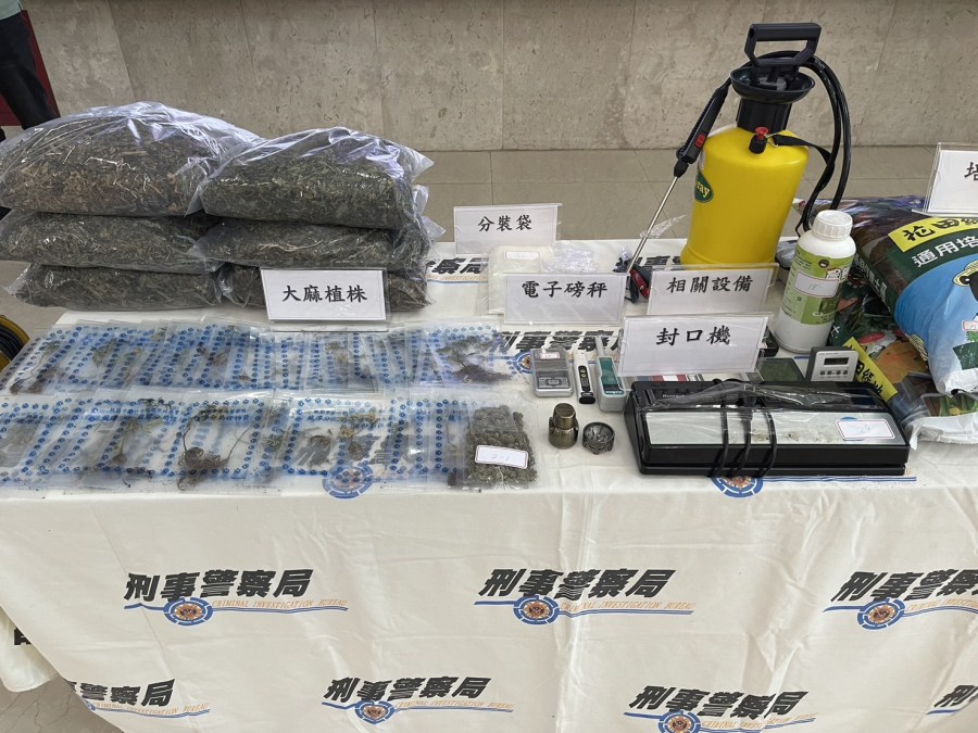 六大緝毒系統齊「掃麻」 陳建仁:建構人民安居環境 198 六大緝毒系統齊「掃麻」 陳建仁:建構人民安居環境 197
