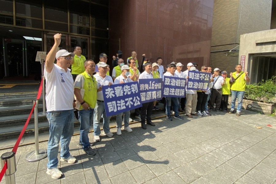 新竹里長續相挺「市長我們愛妳」 高虹安熱情回應 204 新竹里長續相挺「市長我們愛妳」 高虹安熱情回應 203