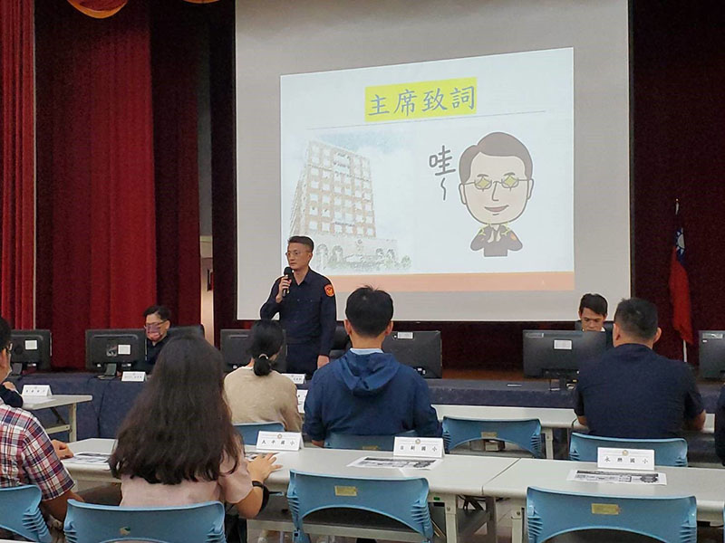 大同分局分局長於校安座談會致詞情形。圖/臺北市政府警察局大同分局