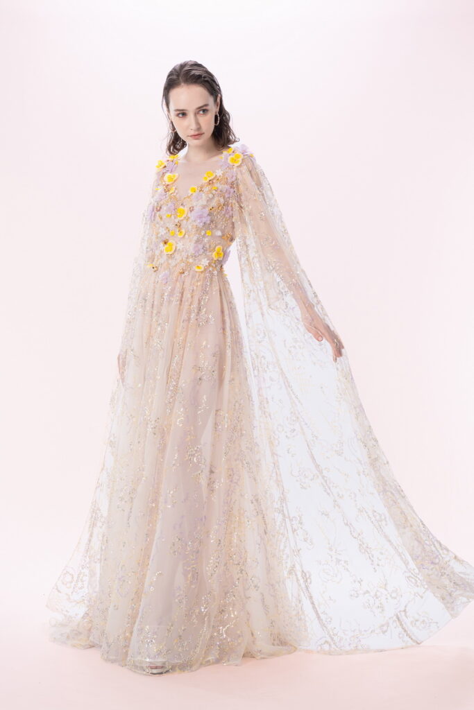 2024 “JASMINE in Wonderland”耗費多時的精緻工藝，打造出如藝術般作品的頂級訂製禮服-