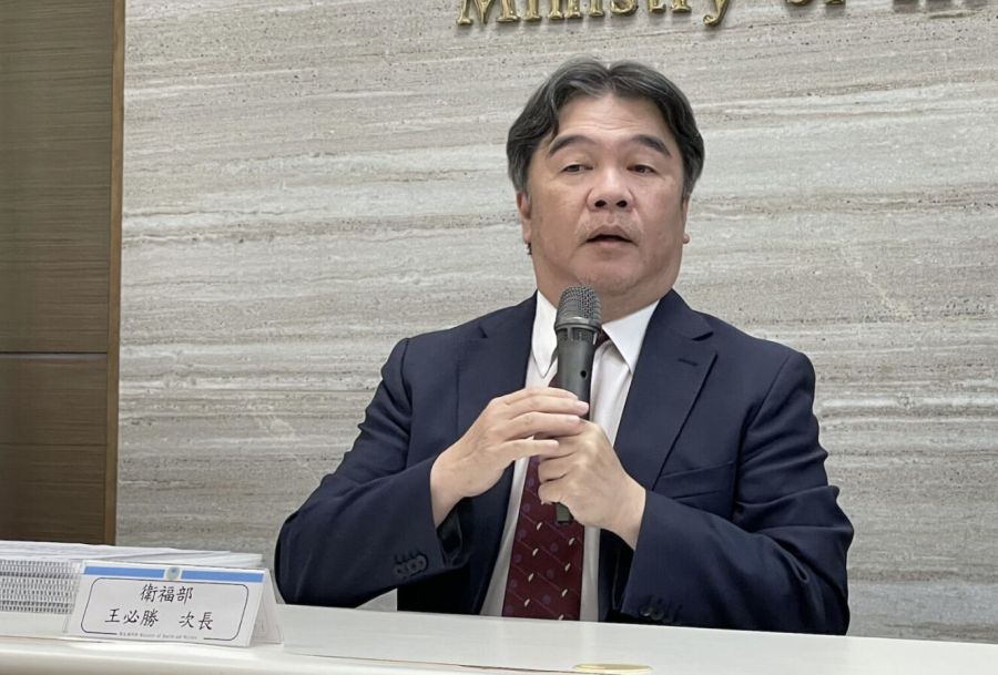 壞消息!寶林中毒案住院者「3人爆嚴重感染」 王必勝:1人動用葉克膜 216 壞消息!寶林中毒案住院者「3人爆嚴重感染」 王必勝:1人動用葉克膜 215