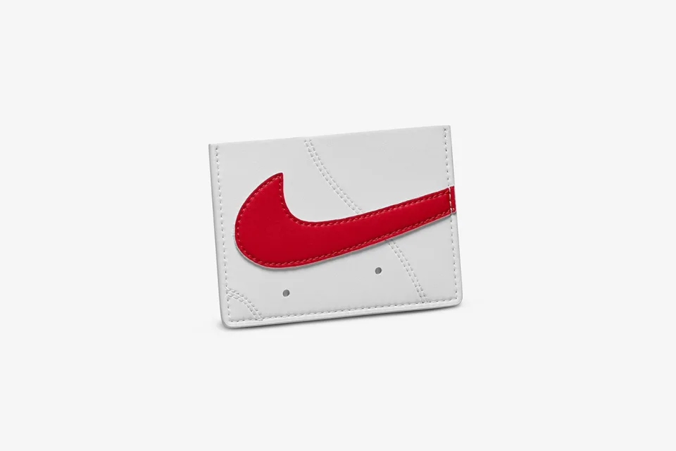 NIKE配件區再現驚喜，身為鞋頭你不可不知道NIKE Air Force 1 造型卡夾！