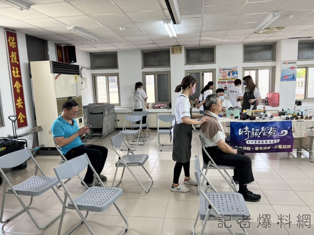 為辛苦員警釋壓 時顏星苑免費提供頭肩頸舒緩按摩