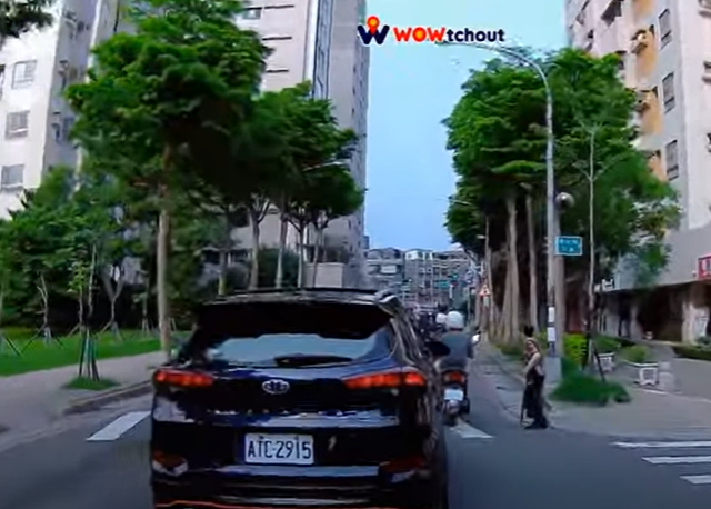 行人地獄 過馬路