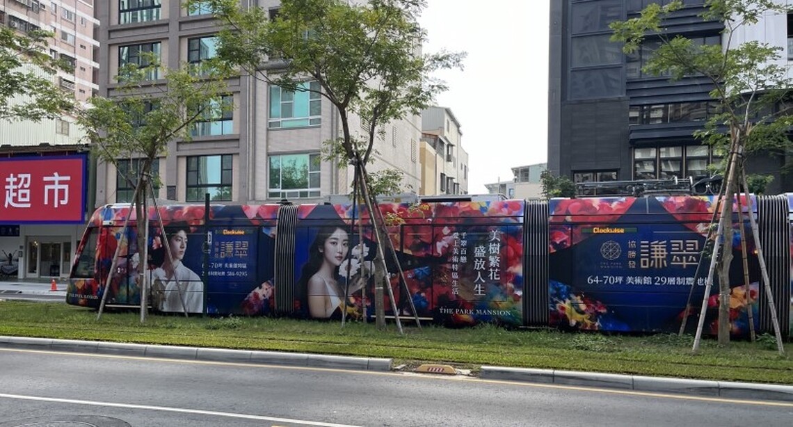 高雄輕軌沿線景點多  港都半日遊真樂活