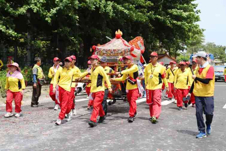 ▲西螺福天宮社口媽回配天宮娘家謁祖，現場湧入大批鄉親，場面熱鬧滾滾！（嘉義縣政府提供）