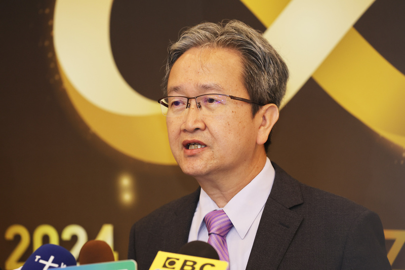 台電總座王耀庭突請辭 經濟部慰留中