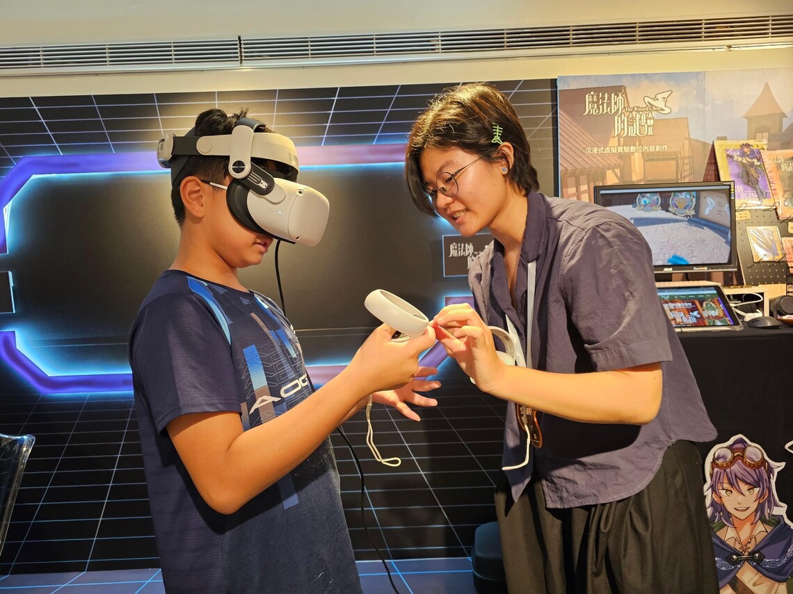 漾新聞|高雄大學藝創系畢展 金點新秀獎無數