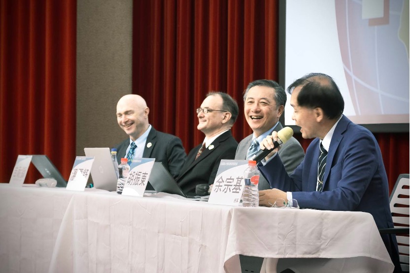 ▲余宗基從台灣國防現狀出發，呼籲加強台美合作。（圖:記者 陳宜汶 翻攝）