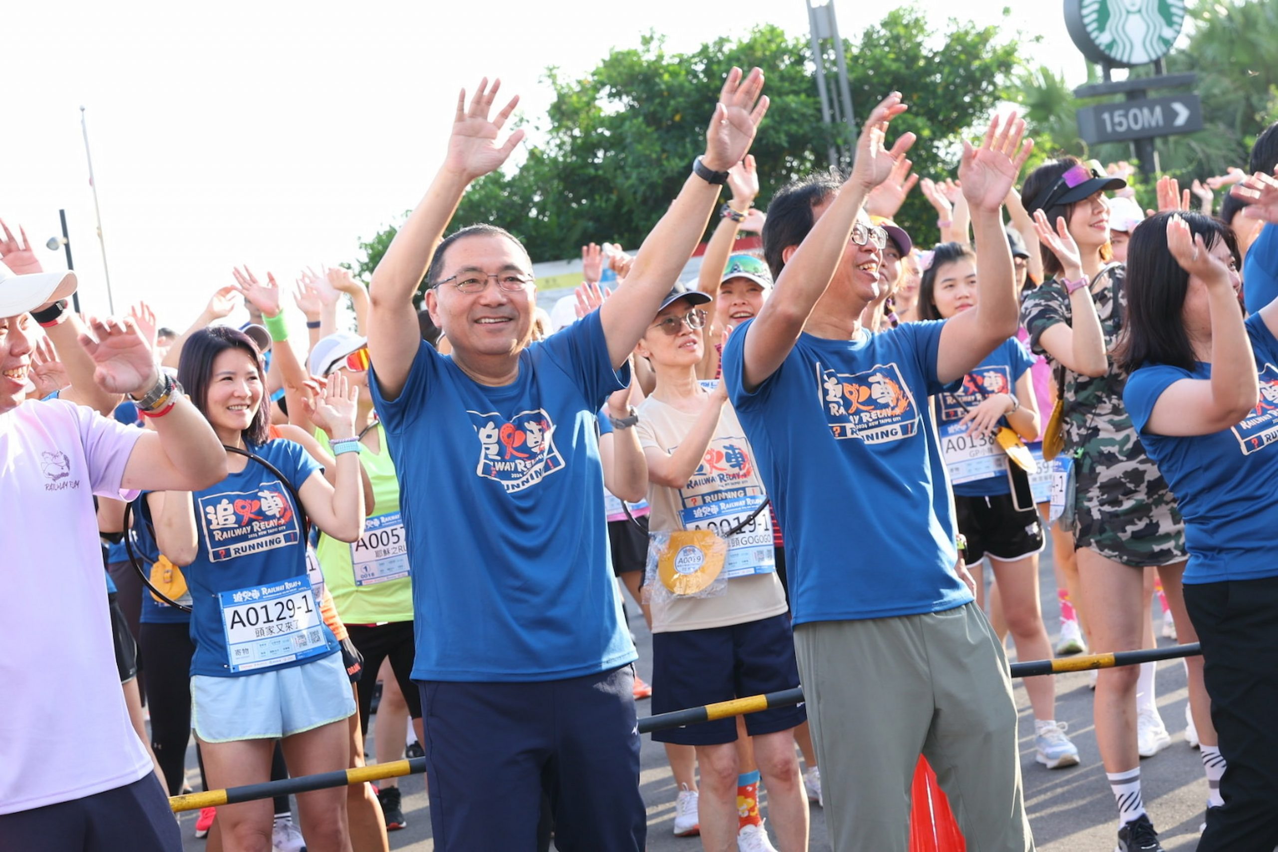 今年「企業團體競賽組」報名數逾百隊,參賽踴躍度更勝以往,侯市長鼓勵同事好友在賽道一較高下,增進感情