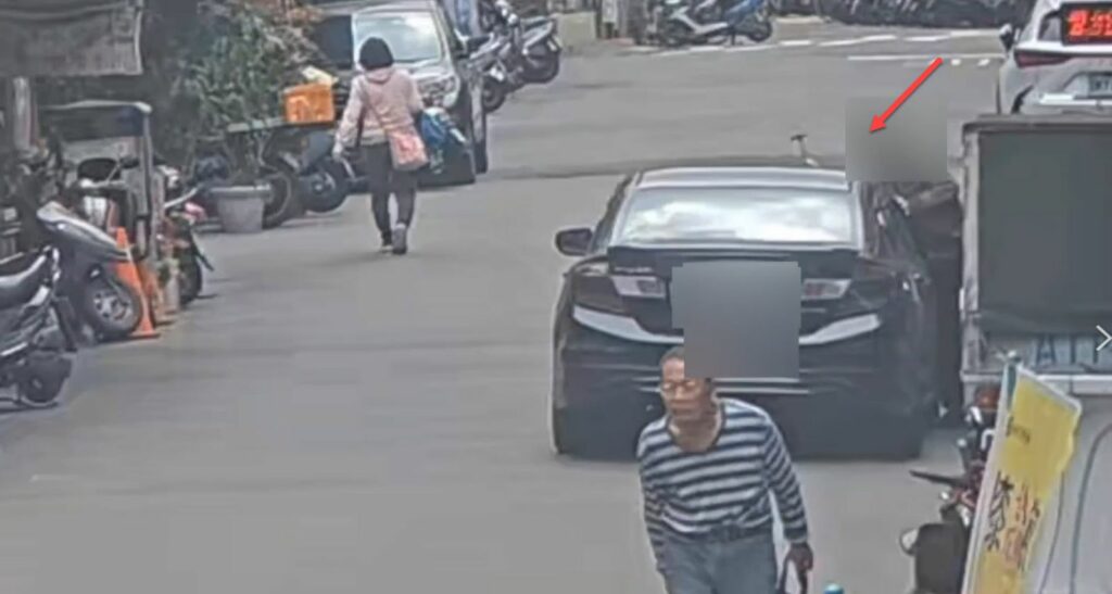 車輛違停及砸窗畫面