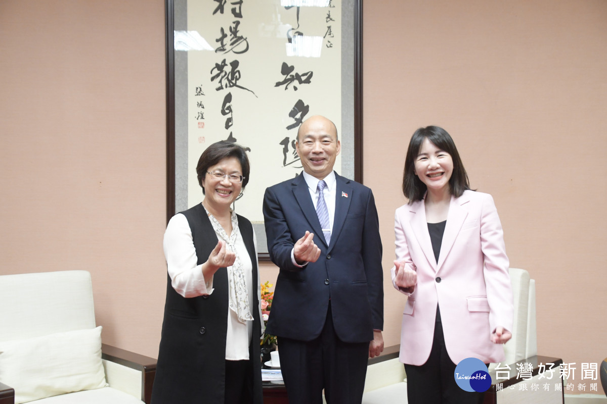王惠美率團隊拜會立法院長韓國瑜,爭取彰化縣建設經費。圖/記者鄧富珍翻攝
