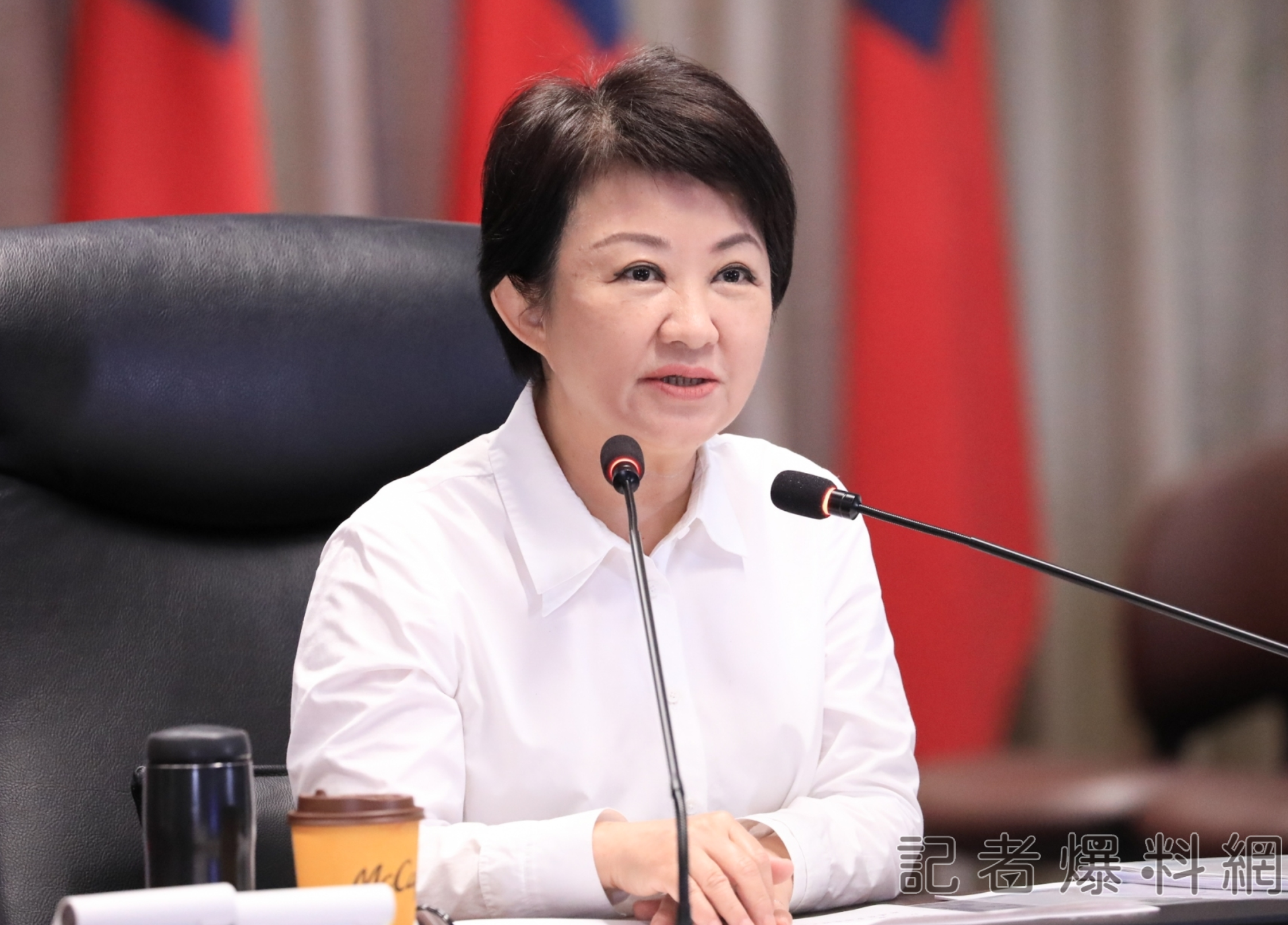 國家警報狂響 媽媽市長驚醒:接到才能應變