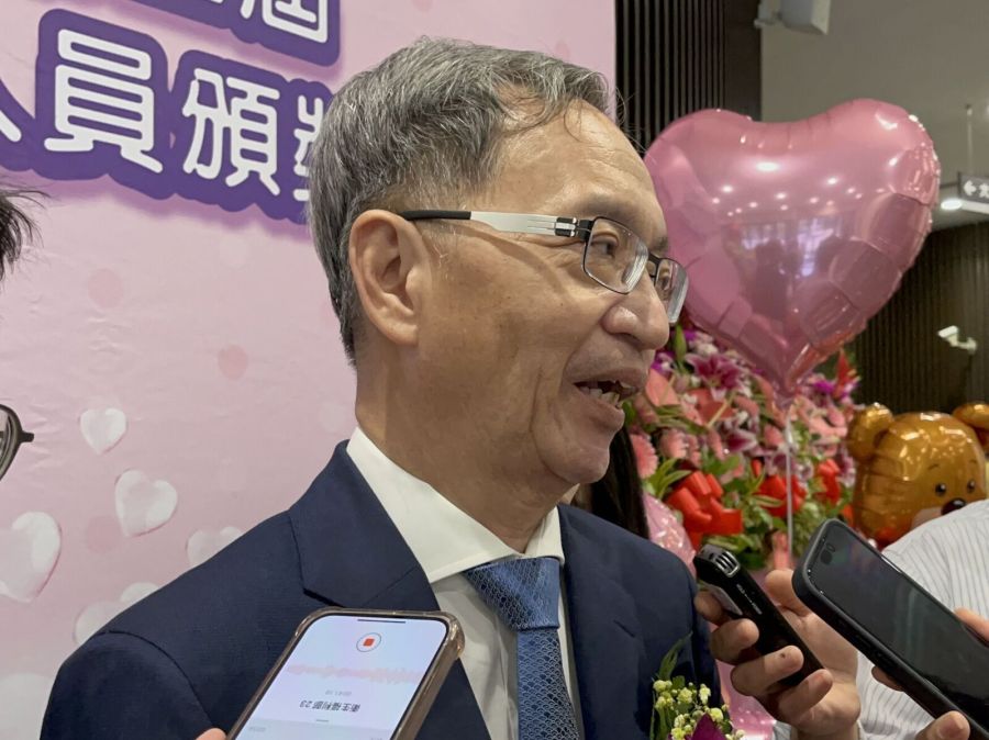 陳時中入閣接政委將成「地下部長」? 薛瑞元一句話回應 242 陳時中入閣接政委將成「地下部長」? 薛瑞元一句話回應 241