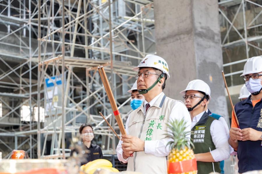 地震不斷又遇鋒面來襲 黃偉哲要求加強防汛整備 232 地震不斷又遇鋒面來襲 黃偉哲要求加強防汛整備 231