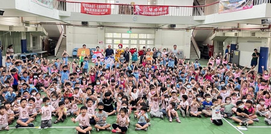 嘉縣衛生局攜手麥當勞叔叔辦校園宣導 呼籲勤洗手防腸病毒