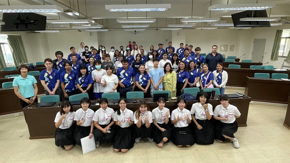 漾新聞|泰國曼谷市立雙語國際中學參訪高雄女中互動雙語教育
