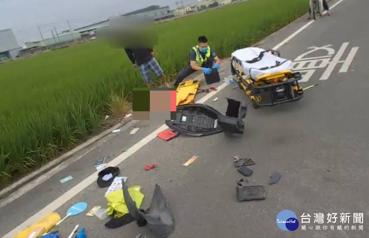嘉義6旬夫妻騎機車被回收車撞飛，傷重不治／陳致愷翻攝