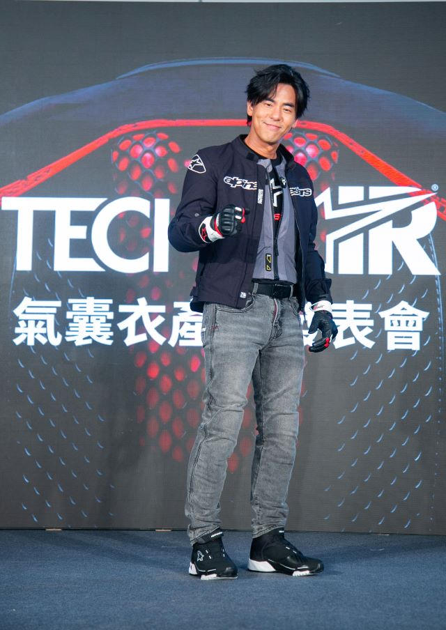 柯有倫穿著Tech-Air®5科技氣囊衣出席力挺.jpg