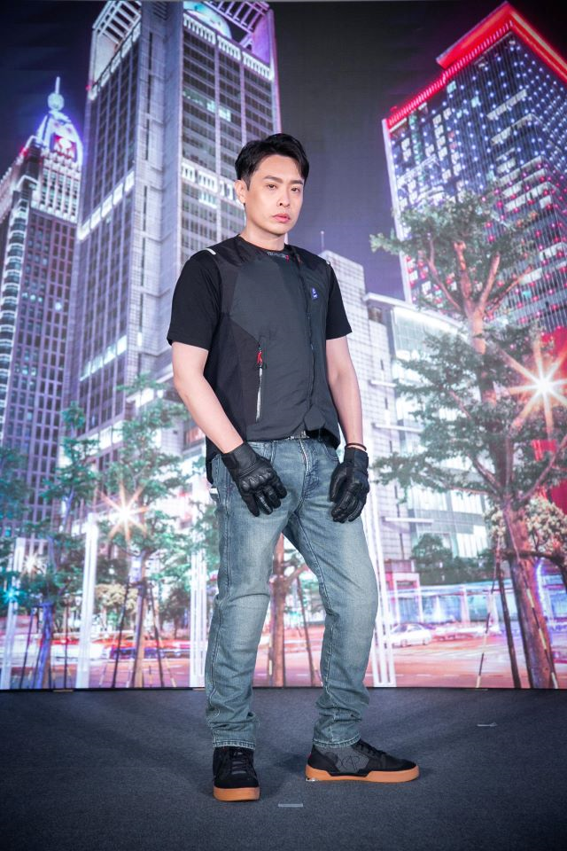 Tech-Air®3為城市通勤族及年輕騎士打造,可與日常服裝輕鬆搭配,適合一般民眾入手。.jpg