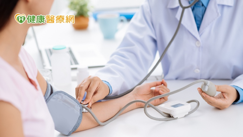 逾3成40歲以上自述無三高「檢查卻發現1異常」 國健署曝「成健重要性」