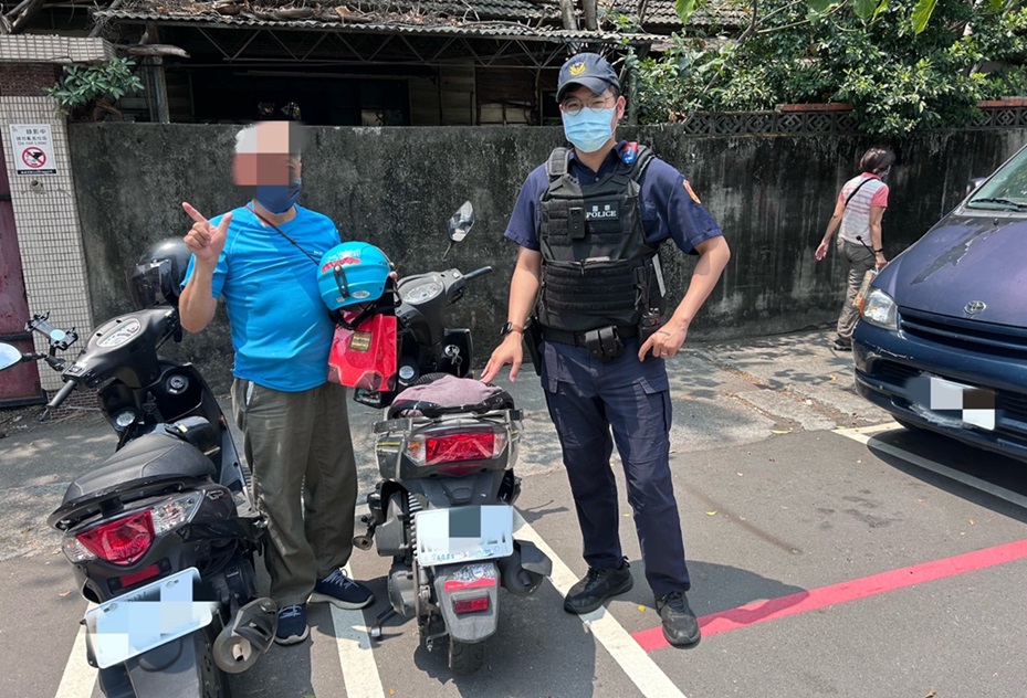 ▲圖說:宋姓阿伯機車不見急報警,第一波麗士迅速尋獲阿伯愛車 (圖/台中市政府提供)