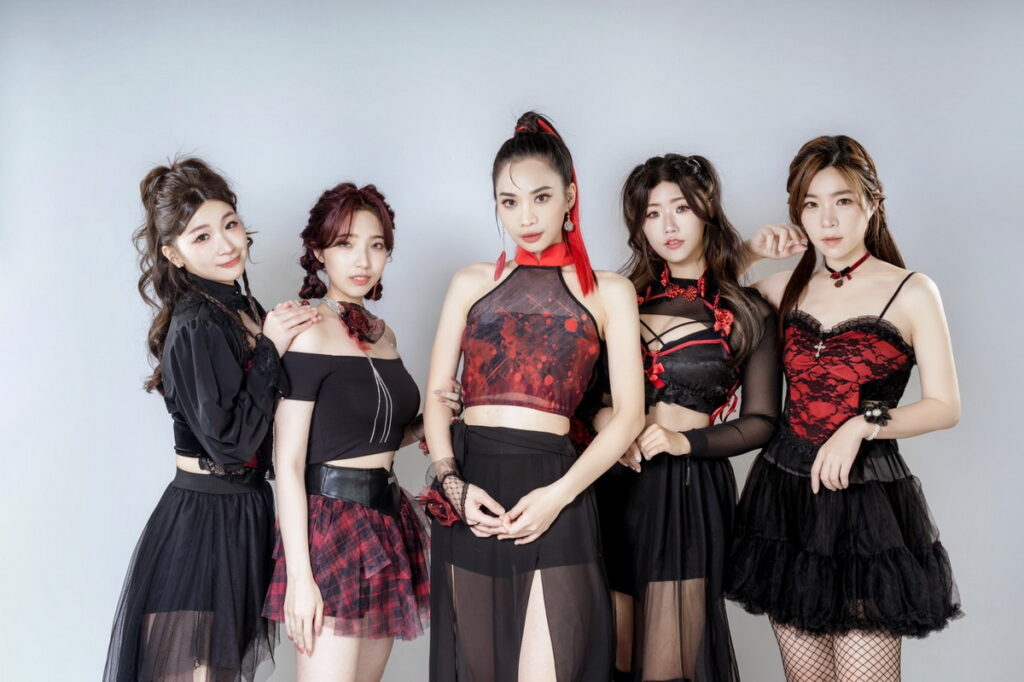 「Uniques 」有你女團發行全創作單曲（左起）淇淇、可菈、Tina、樂熙、黎黎