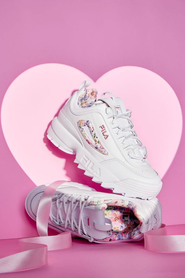全球獨家台灣限定鞋款「FILA DISRUPTOR II-FLOWER」浪漫上市。.jpg
