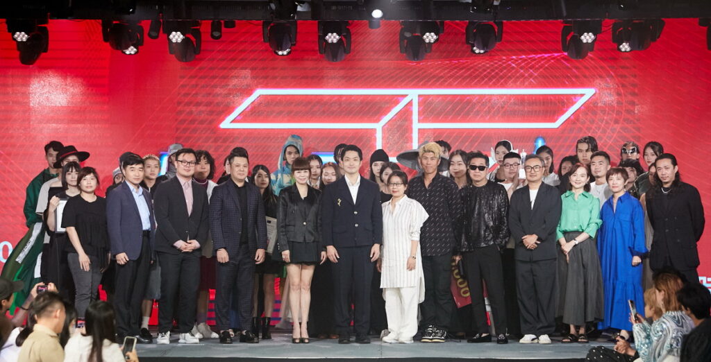 優勝設計師及學生於112年台北好時尚「【 】in Taipei」展現各自品牌