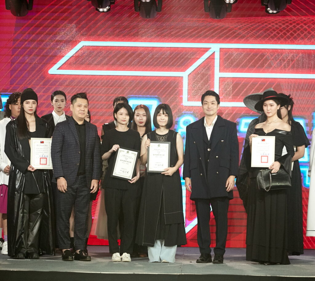112年台北好時尚設計師和佳紡國際攜手創作選出2位特別獎得主