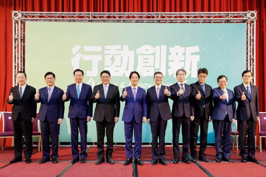 賴內閣國安團隊顧立雄任文人防長 蕭新煌點評:沉著穩健 222 賴內閣國安團隊顧立雄任文人防長 蕭新煌點評:沉著穩健 221
